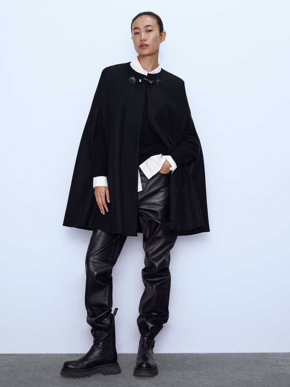 Zara new rare toggle Black Italian Manteco Wool Cape Poncho Coat Jacket Size S